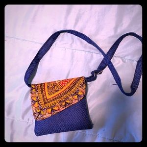 Crossbody purse